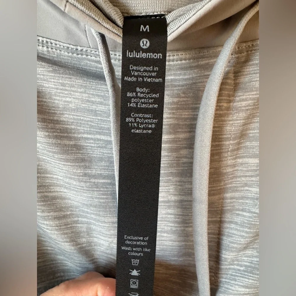 Lululemon Men’s The 9” Linerless Short Size M with Liner